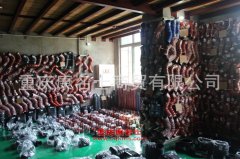 發(fā)動機鋼絲纏繞膠管解放J6上下水膠管1303031-50A