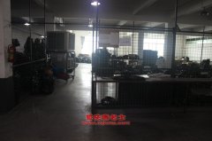 三力CGJ5160GPS綠化噴灑車(chē)用的康明斯ISDe180 30發(fā)動(dòng)機(jī)的配件及保養(yǎng)