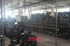 石煤SMJ5160TXSD4洗掃車(chē)用的康明斯ISDe210 40發(fā)動(dòng)機(jī)的大修及配件
