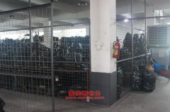 九通KR5160GQW4清洗吸污車用的康明斯ISDe210 40發(fā)動機(jī)的大修及配件