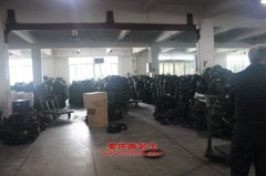 黃海DD5040XZHDM指揮車用的康明斯ISF2.8s4148V發(fā)動機的大修及配件
