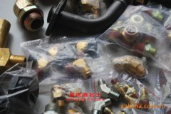迅力LZQ5100GPS綠化噴灑車用的康明斯EQB160-20發(fā)動(dòng)機(jī)的配件及大修