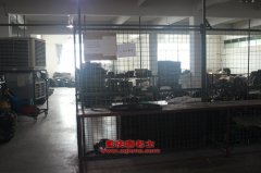 黃河ZZ5254CCYK56C6D1倉(cāng)柵式運(yùn)輸車用的玉柴YC6J220-42發(fā)動(dòng)機(jī)的配件及大修