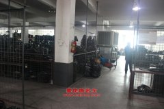 江鈴SXQ5160CCY-4倉柵式運(yùn)輸車用的康明斯ISDe185 40發(fā)動(dòng)機(jī)的配件及大修