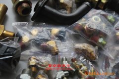 長(zhǎng)征CZ5080XXY廂式運(yùn)輸車用的錫柴CA4110/125Z發(fā)動(dòng)機(jī)的配件及大修
