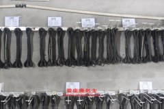 飛遞HYC3256HTW384自卸汽車(chē)用的濰柴WP10.300E40發(fā)動(dòng)機(jī)的配件及保養(yǎng)