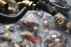 路神汽車(chē)ZLS3250SX1自卸車(chē)用的濰柴WD615.50發(fā)動(dòng)機(jī)的配件及修理